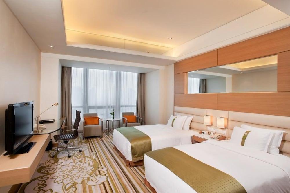 Hotel Riverside By Ihg 5*