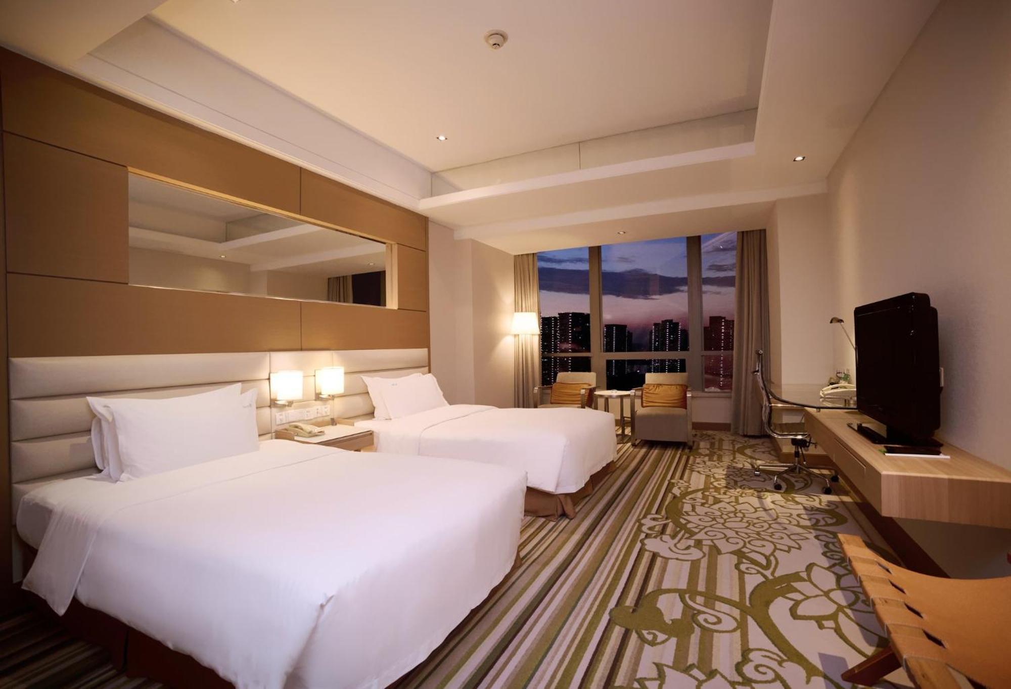 Hotel Riverside By Ihg Tianjin